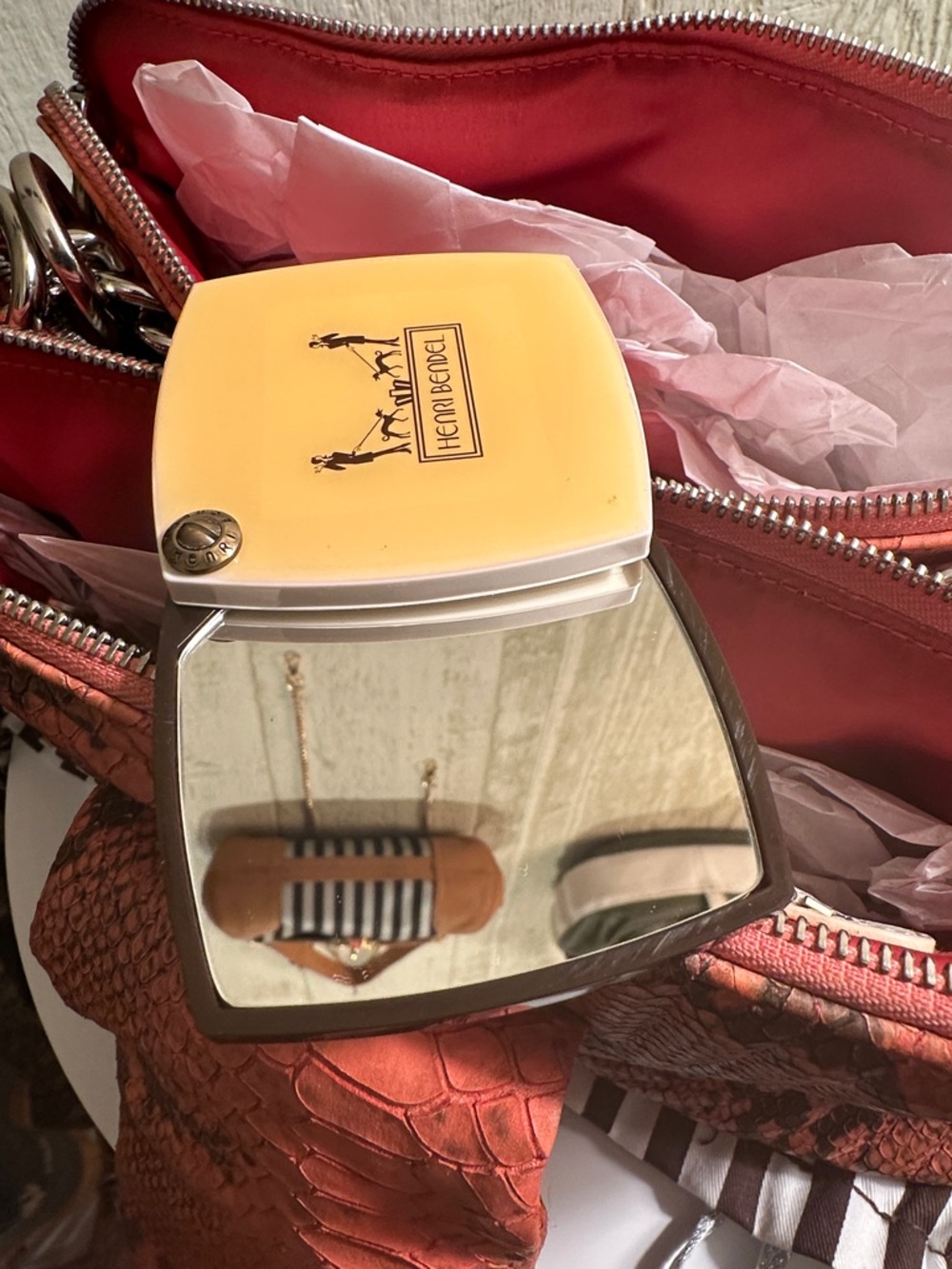 Henri Bendel No. 7 Coral Snake Quilted Crossbody Bag (Hard to find!) - Picture 10 of 10